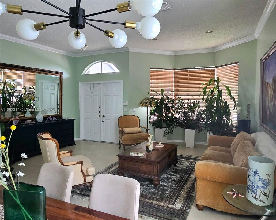 Active With Contract: $735,000 (3 beds, 2 baths, 1829 Square Feet)