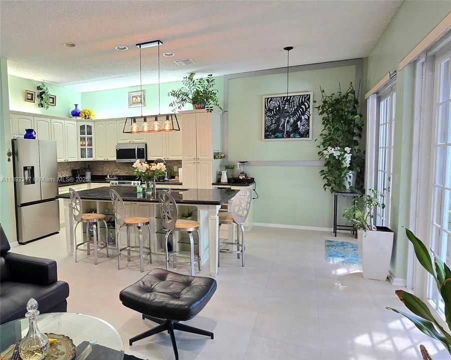 Active With Contract: $735,000 (3 beds, 2 baths, 1829 Square Feet)