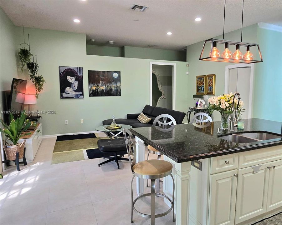 Active With Contract: $735,000 (3 beds, 2 baths, 1829 Square Feet)