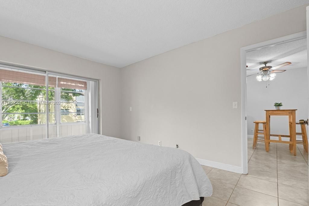 Recently Sold: $89,900 (1 beds, 1 baths, 730 Square Feet)