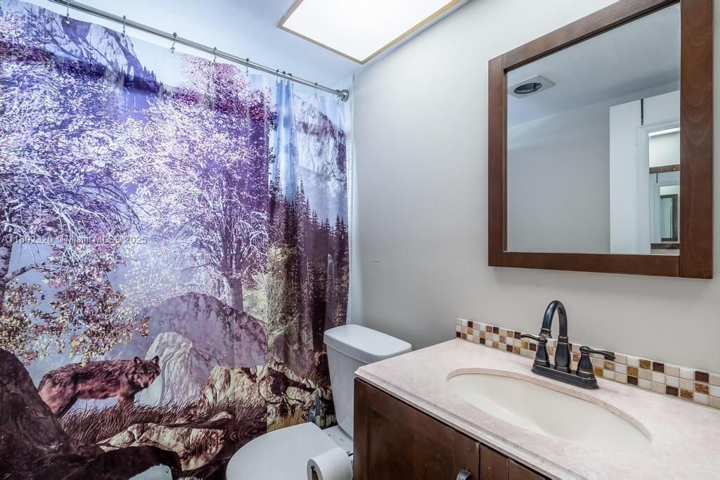 Recently Sold: $89,900 (1 beds, 1 baths, 730 Square Feet)