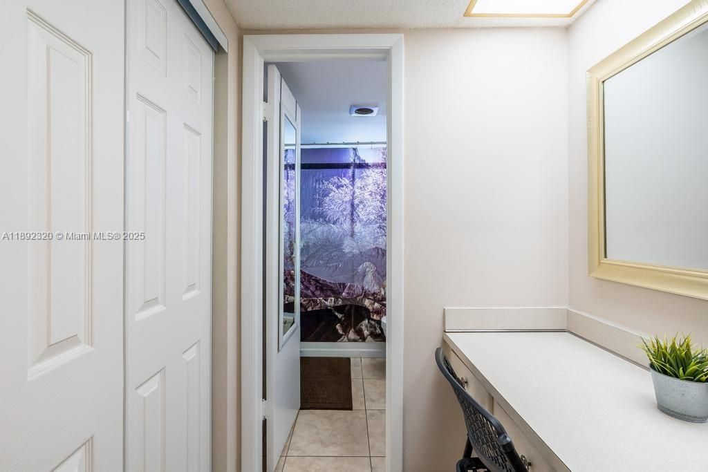 Recently Sold: $89,900 (1 beds, 1 baths, 730 Square Feet)