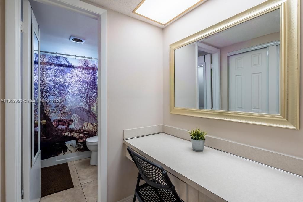 Recently Sold: $89,900 (1 beds, 1 baths, 730 Square Feet)