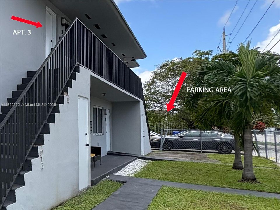 合同活跃: $975,000 (0 贝兹, 0 浴室, 3824 平方英尺)