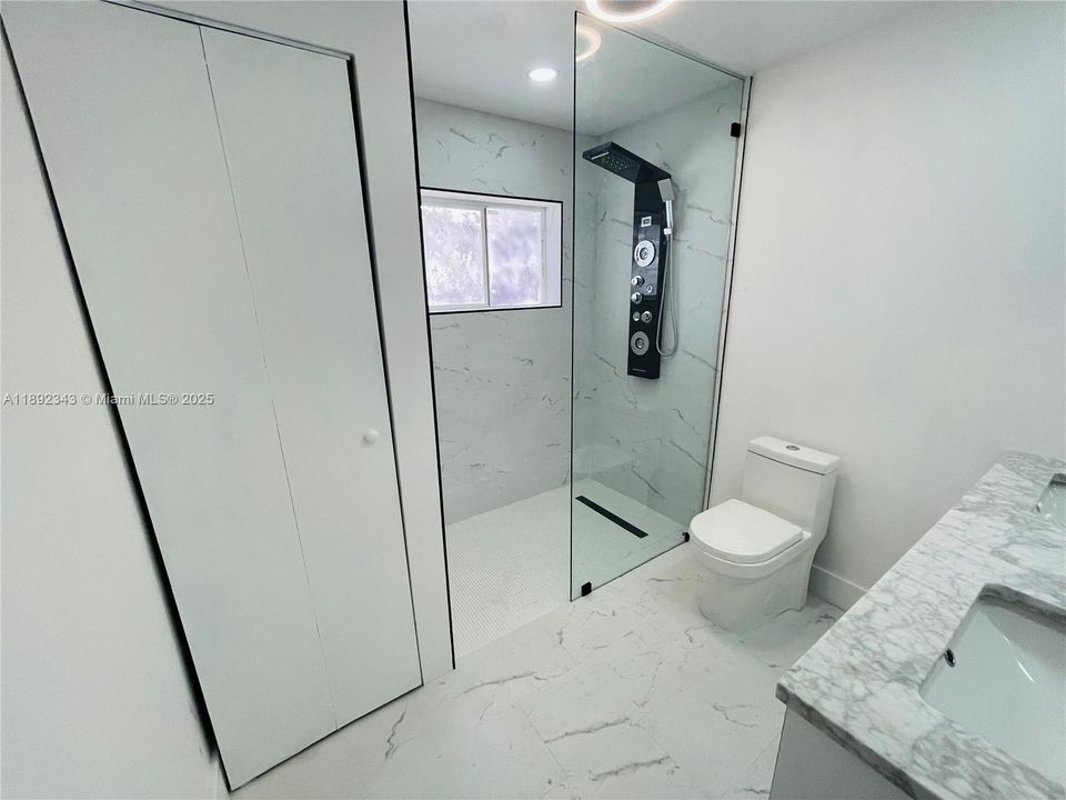 待售: $545,000 (3 贝兹, 2 浴室, 1590 平方英尺)