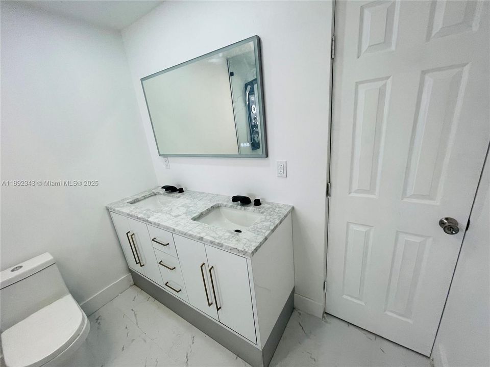 待售: $545,000 (3 贝兹, 2 浴室, 1590 平方英尺)