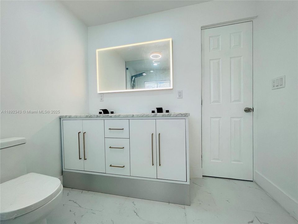 待售: $545,000 (3 贝兹, 2 浴室, 1590 平方英尺)