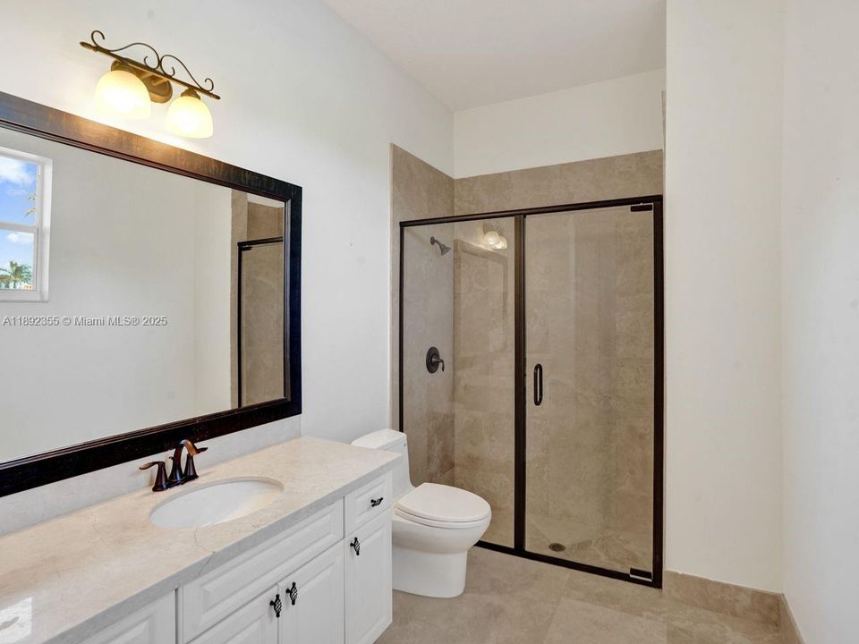 For Sale: $2,399,000 (5 beds, 4 baths, 4774 Square Feet)