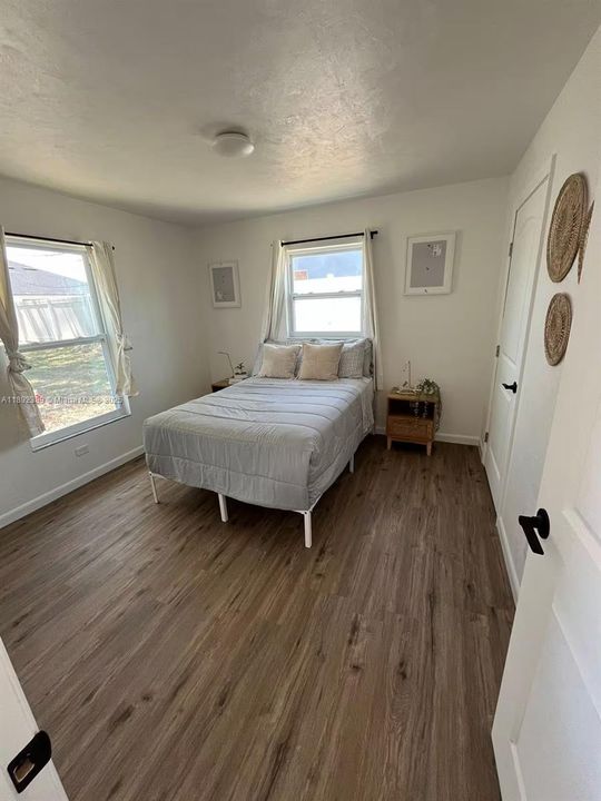 В аренду: $1,650 (2 спален, 1 ванн, 800 Квадратных фут)