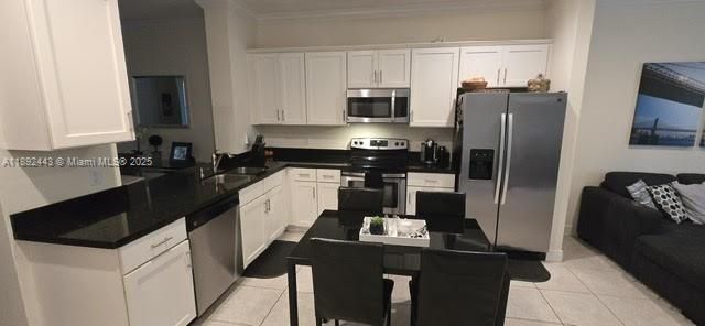 En Venta: $355,000 (3 camas, 2 baños, 1590 Pies cuadrados)