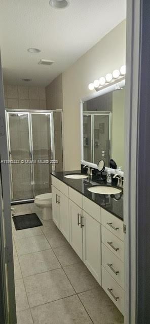 En Venta: $355,000 (3 camas, 2 baños, 1590 Pies cuadrados)