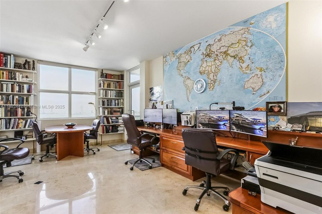 For Sale: $3,450,100 (3 beds, 2 baths, 2660 Square Feet)