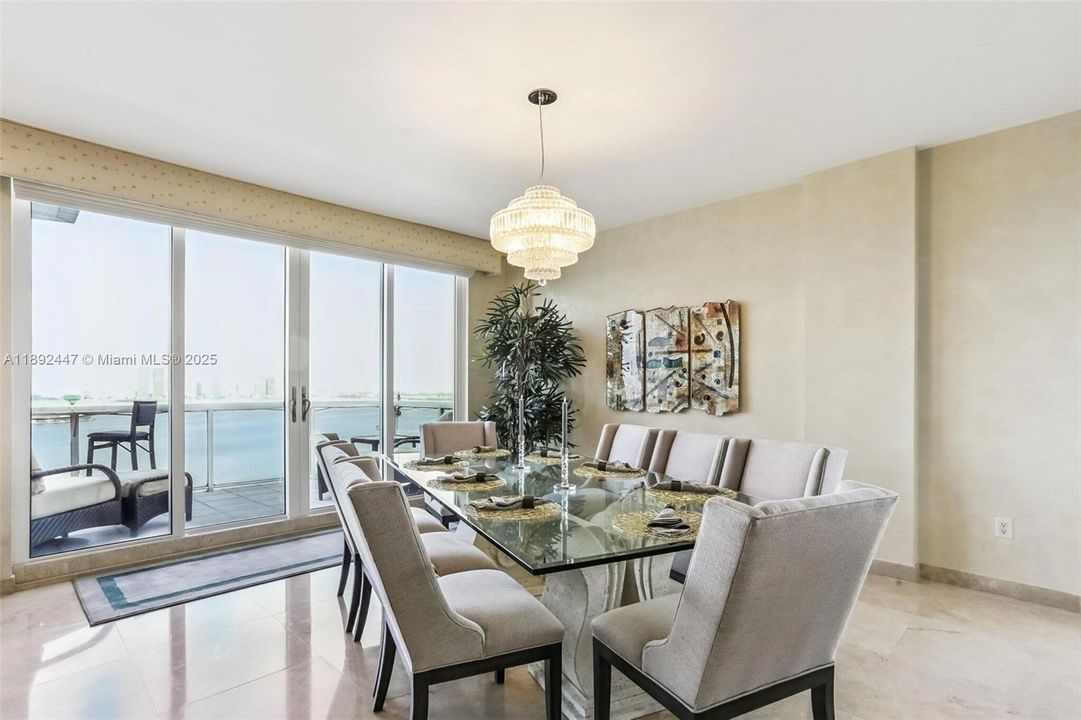 For Sale: $3,450,100 (3 beds, 2 baths, 2660 Square Feet)