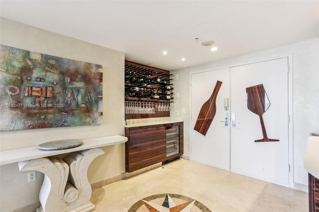 For Sale: $3,450,100 (3 beds, 2 baths, 2660 Square Feet)