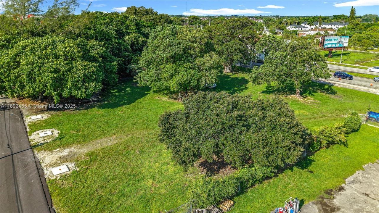 待售: $750,000 (0 贝兹, 0 浴室, 0 平方英尺)