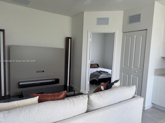 最近租的: $1,500 (1 贝兹, 1 浴室, 0 平方英尺)