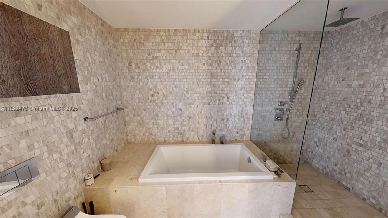 For Sale: $959,990 (2 beds, 2 baths, 1265 Square Feet)