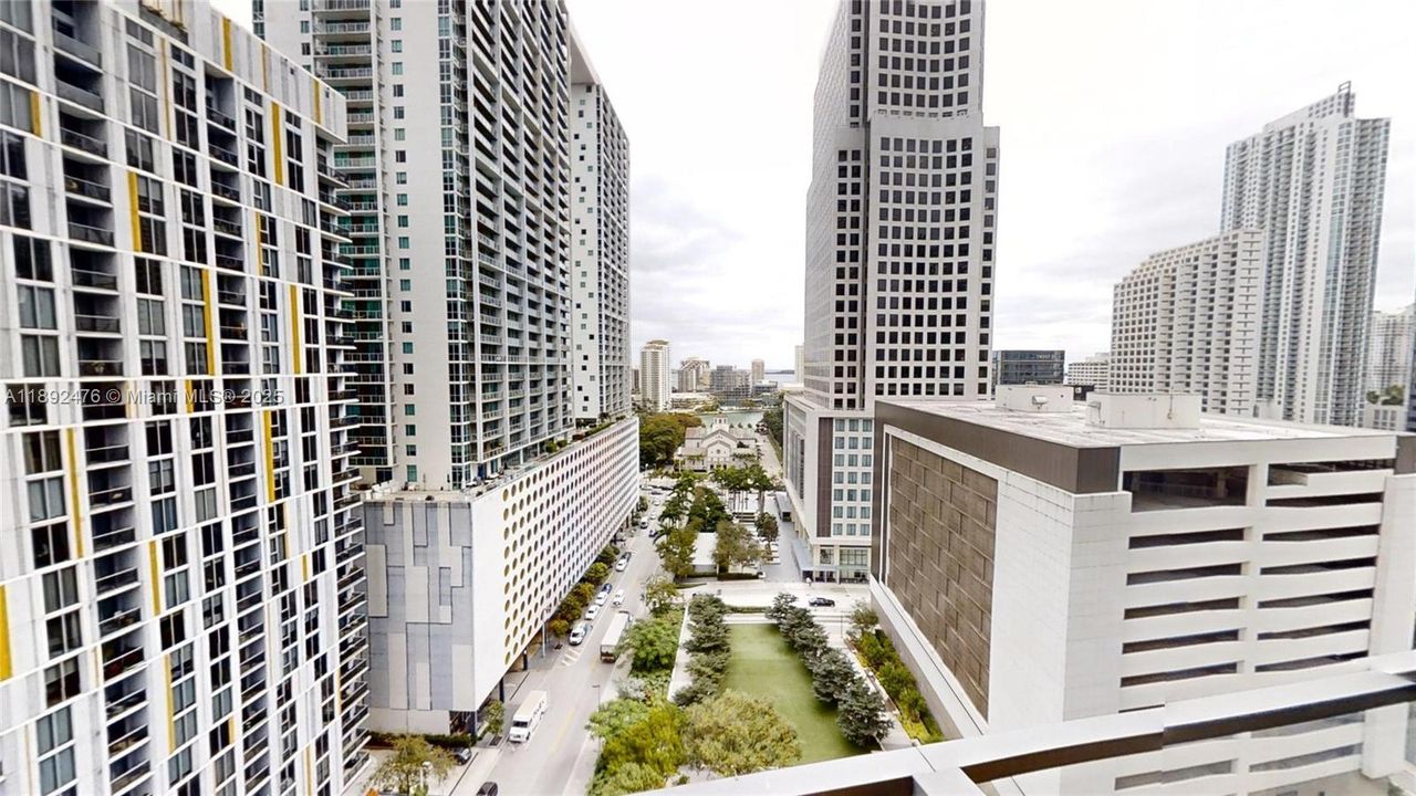 For Sale: $959,990 (2 beds, 2 baths, 1265 Square Feet)