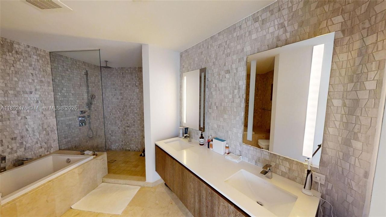 For Sale: $959,990 (2 beds, 2 baths, 1265 Square Feet)