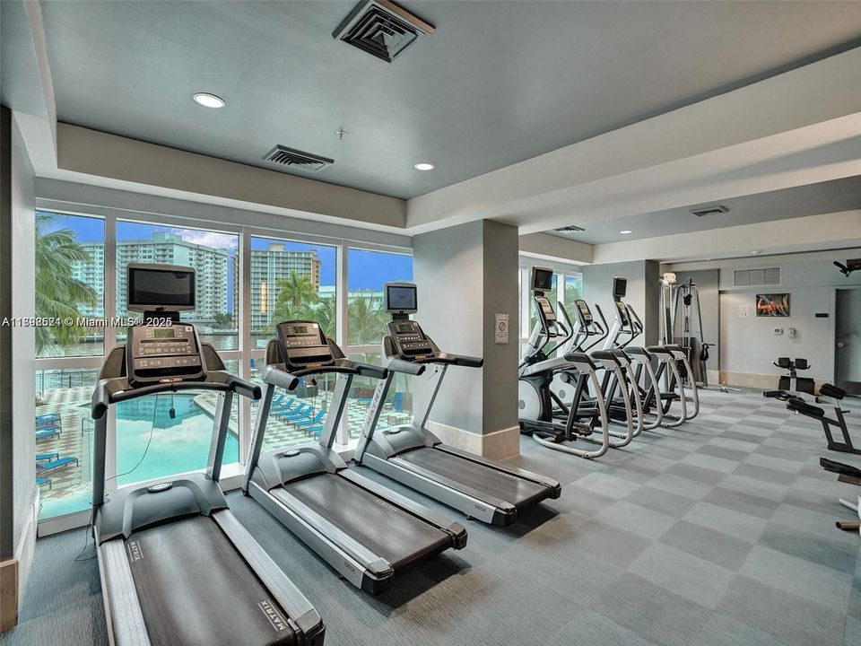 Activo con contrato: $650,000 (2 camas, 2 baños, 1802 Pies cuadrados)