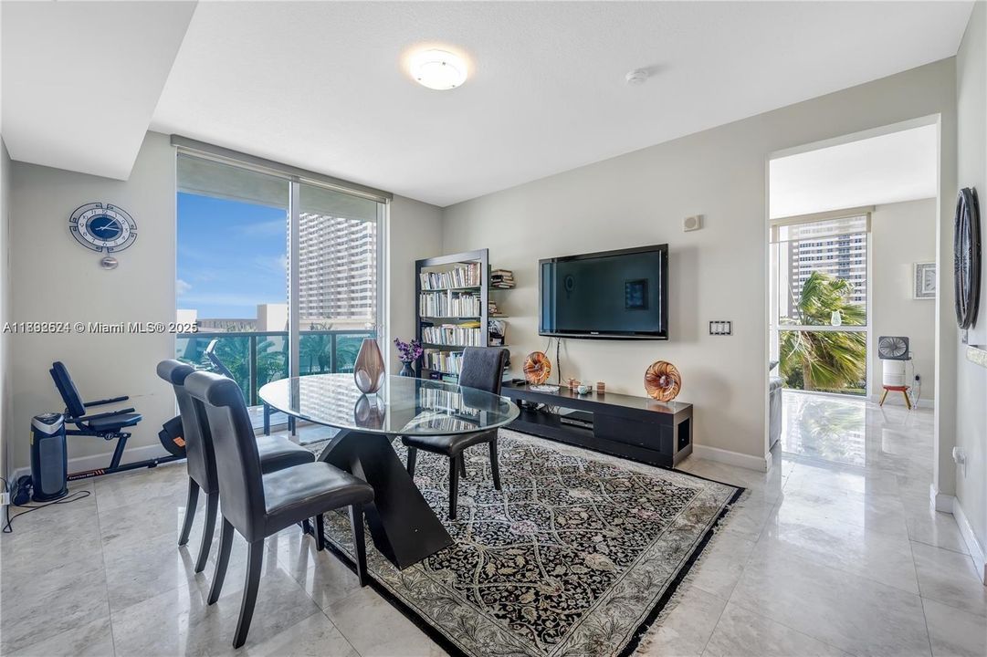 Activo con contrato: $650,000 (2 camas, 2 baños, 1802 Pies cuadrados)