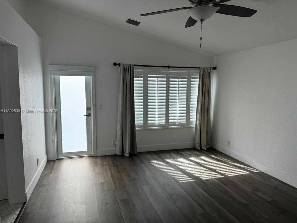 For Rent: $6,200 (4 beds, 3 baths, 2331 Square Feet)