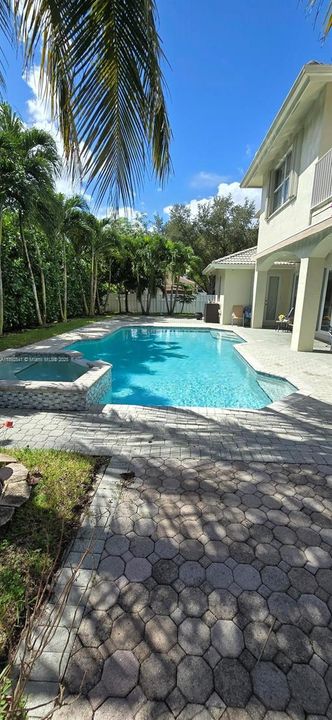 For Sale: $1,390,000 (6 beds, 4 baths, 3608 Square Feet)