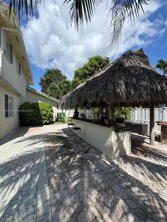 For Sale: $1,390,000 (6 beds, 4 baths, 3608 Square Feet)