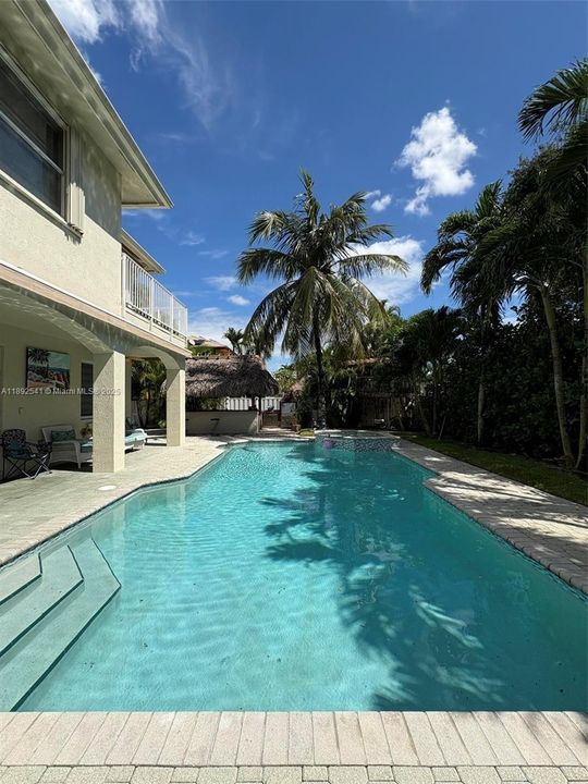 For Sale: $1,390,000 (6 beds, 4 baths, 3608 Square Feet)