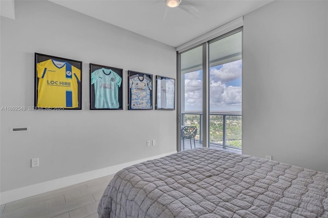 На продажу: $595,000 (3 спален, 3 ванн, 1262 Квадратных фут)