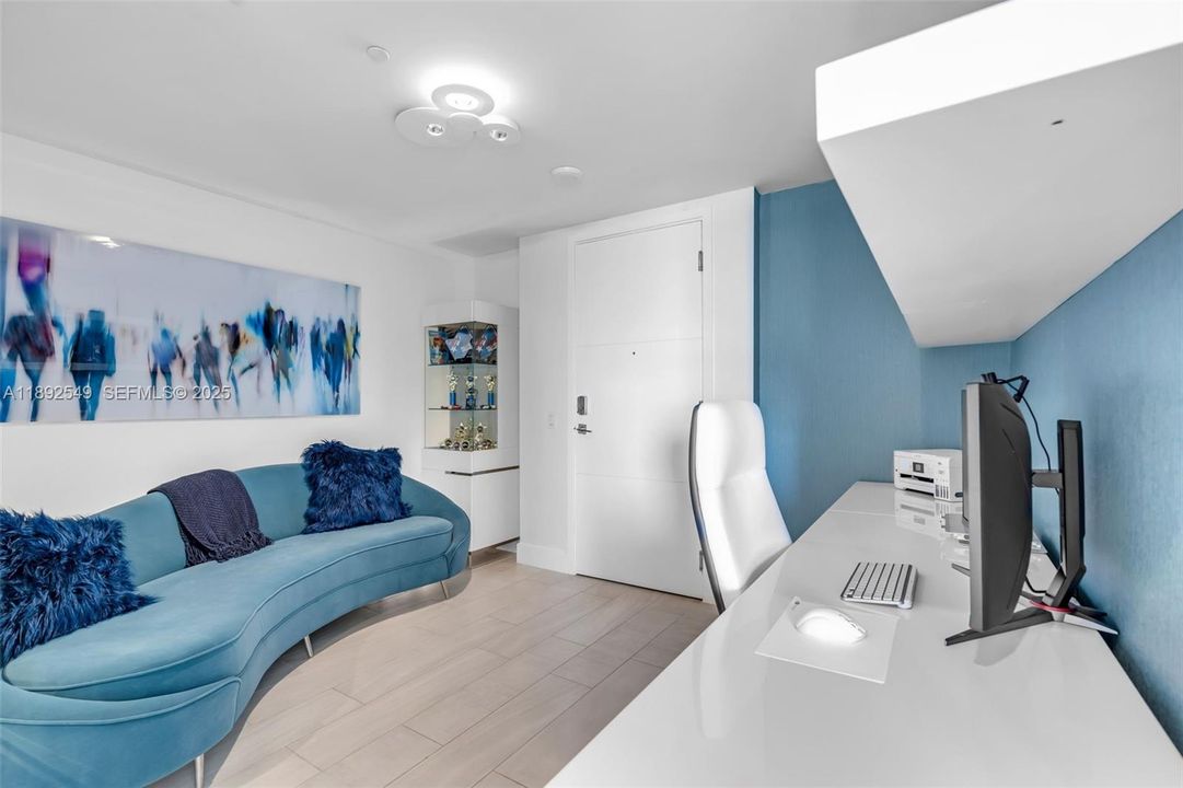 На продажу: $595,000 (3 спален, 3 ванн, 1262 Квадратных фут)