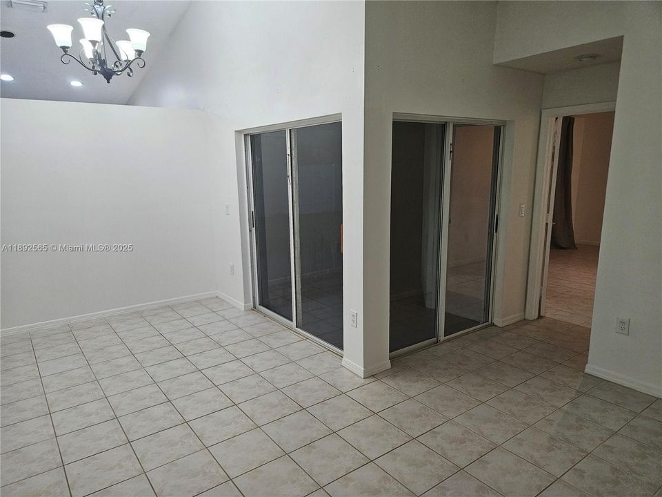 For Sale: $669,000 (3 beds, 2 baths, 1580 Square Feet)