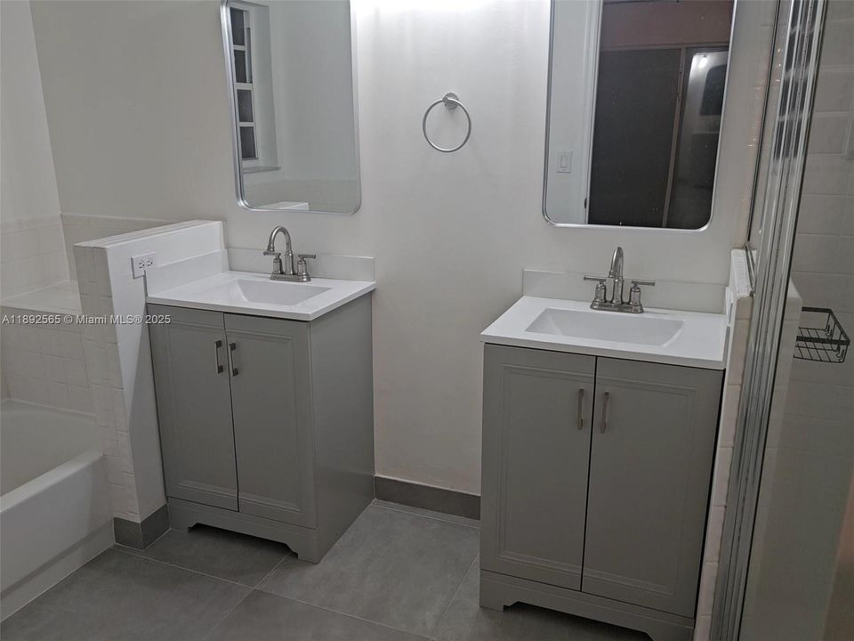 For Sale: $669,000 (3 beds, 2 baths, 1580 Square Feet)