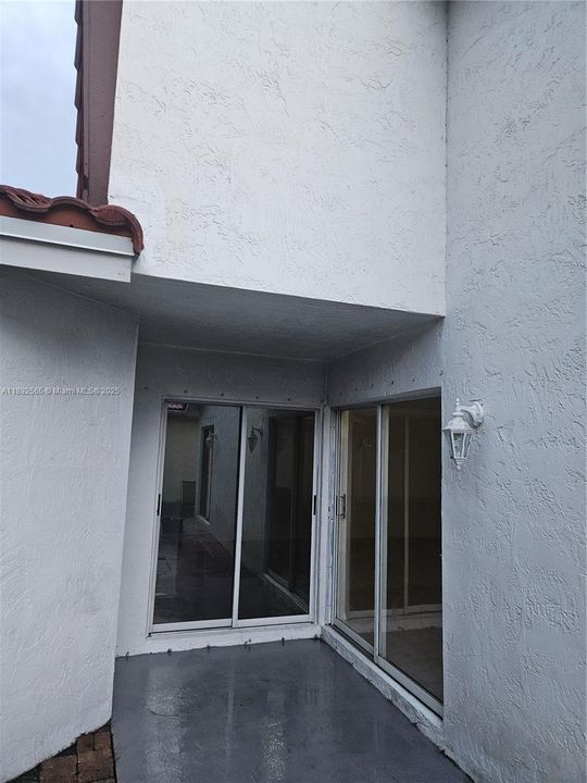 For Sale: $669,000 (3 beds, 2 baths, 1580 Square Feet)