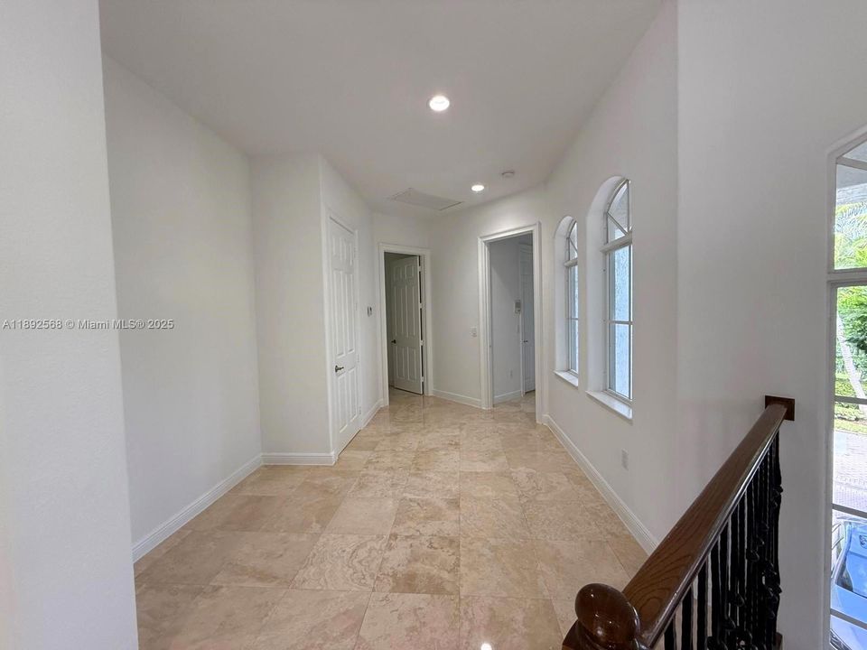 For Rent: $14,300 (5 beds, 5 baths, 4478 Square Feet)