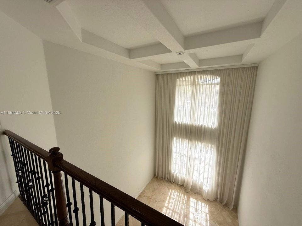 For Rent: $14,300 (5 beds, 5 baths, 4478 Square Feet)