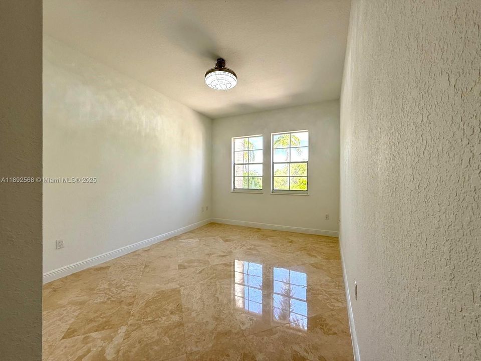 For Rent: $14,300 (5 beds, 5 baths, 4478 Square Feet)