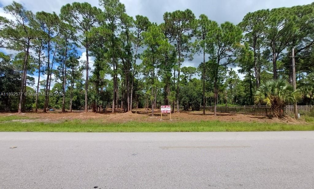 For Sale: $59,900 (1.25 acres)