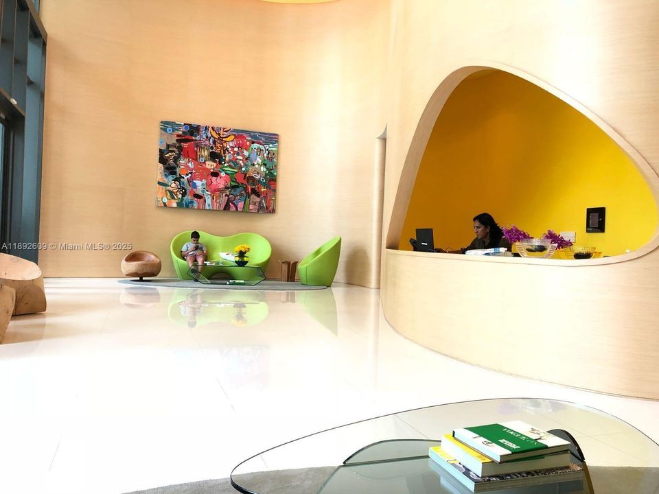 Recently Rented: $5,300 (2 beds, 2 baths, 1152 Square Feet)