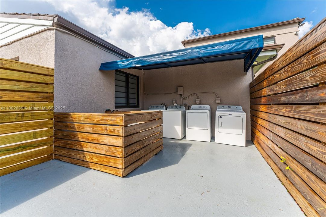 For Sale: $1,700,000 (0 beds, 0 baths, 3026 Square Feet)