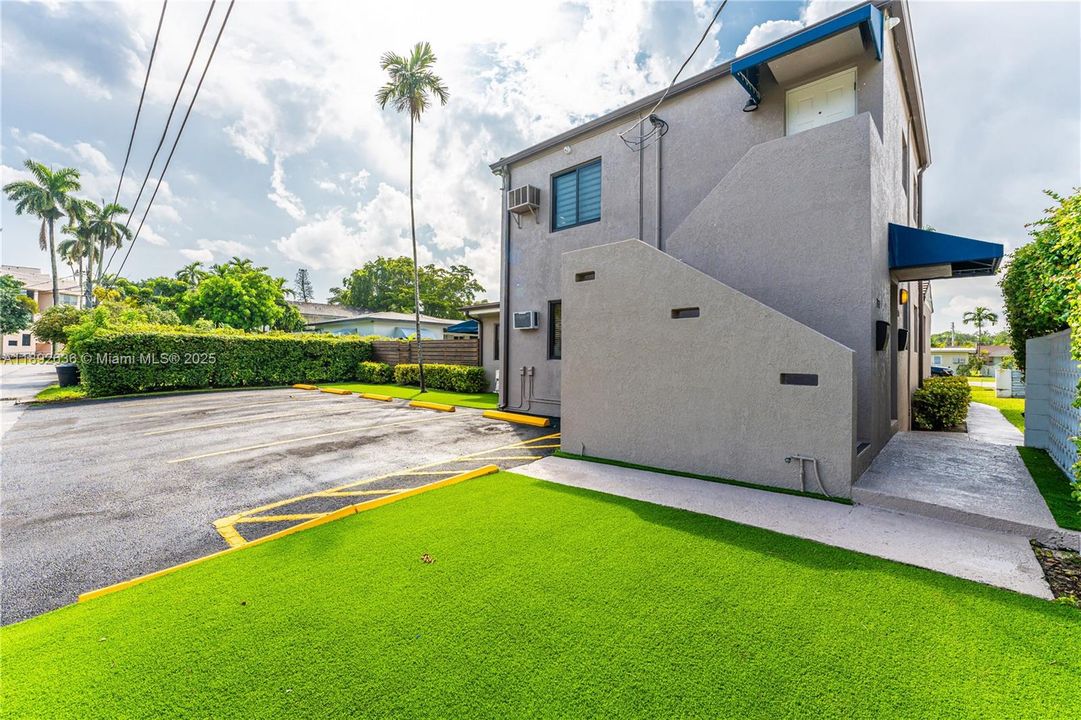 For Sale: $1,700,000 (0 beds, 0 baths, 3026 Square Feet)