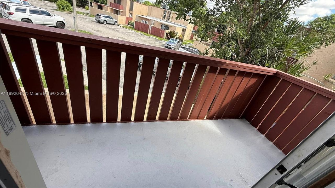 For Rent: $2,200 (2 beds, 2 baths, 1056 Square Feet)