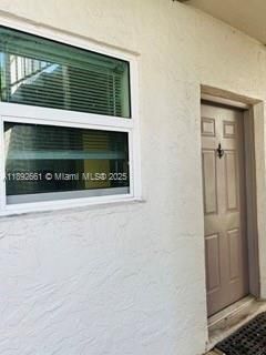 合同活跃: $1,850 (1 贝兹, 1 浴室, 752 平方英尺)