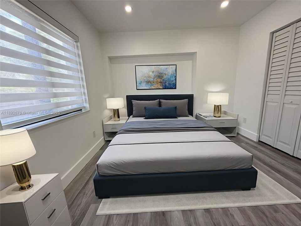 Recently Rented: $2,100 (2 beds, 1 baths, 700 Square Feet)