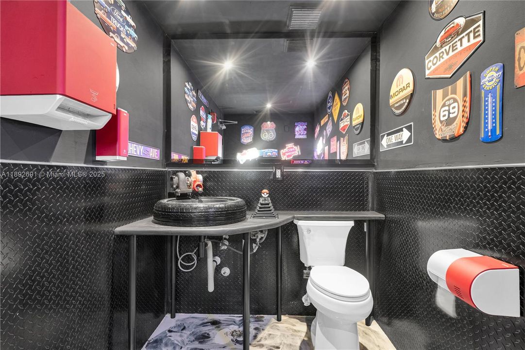 For Sale: $1,600,000 (0 beds, 0 baths, 0 Square Feet)