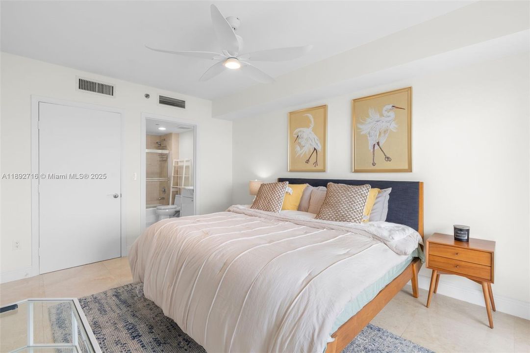 На продажу: $1,390,000 (3 спален, 3 ванн, 1841 Квадратных фут)