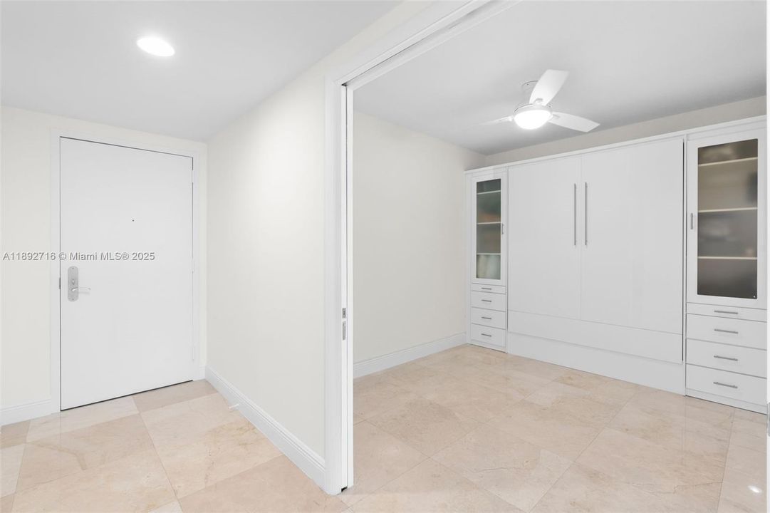 На продажу: $1,390,000 (3 спален, 3 ванн, 1841 Квадратных фут)