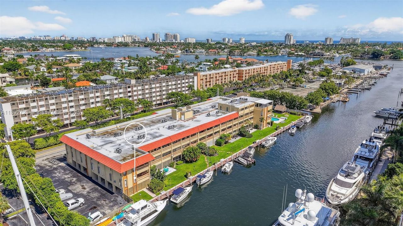 Boat lovers take note: There is one dock space currently available for rent (fits a 20–21 ft boat) at $7 per foot. The community offers dockage for vessels up to 40’ (as available), with no fixed bridges and ocean access in under 10 minutes!