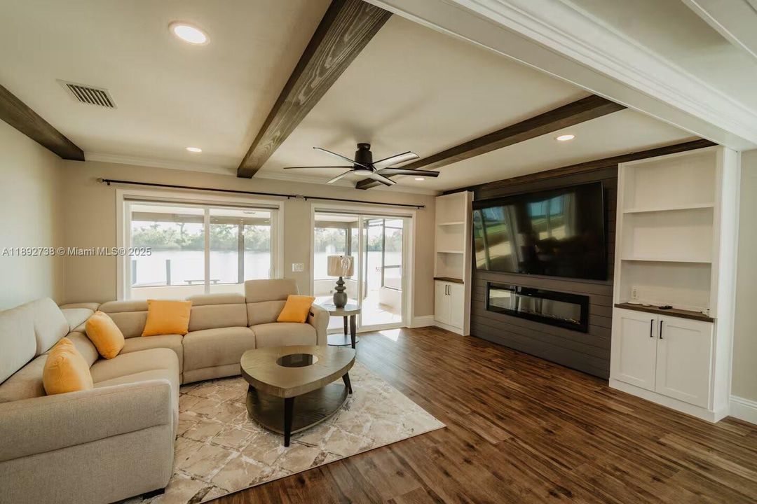 For Rent: $3,500 (3 beds, 2 baths, 0 Square Feet)