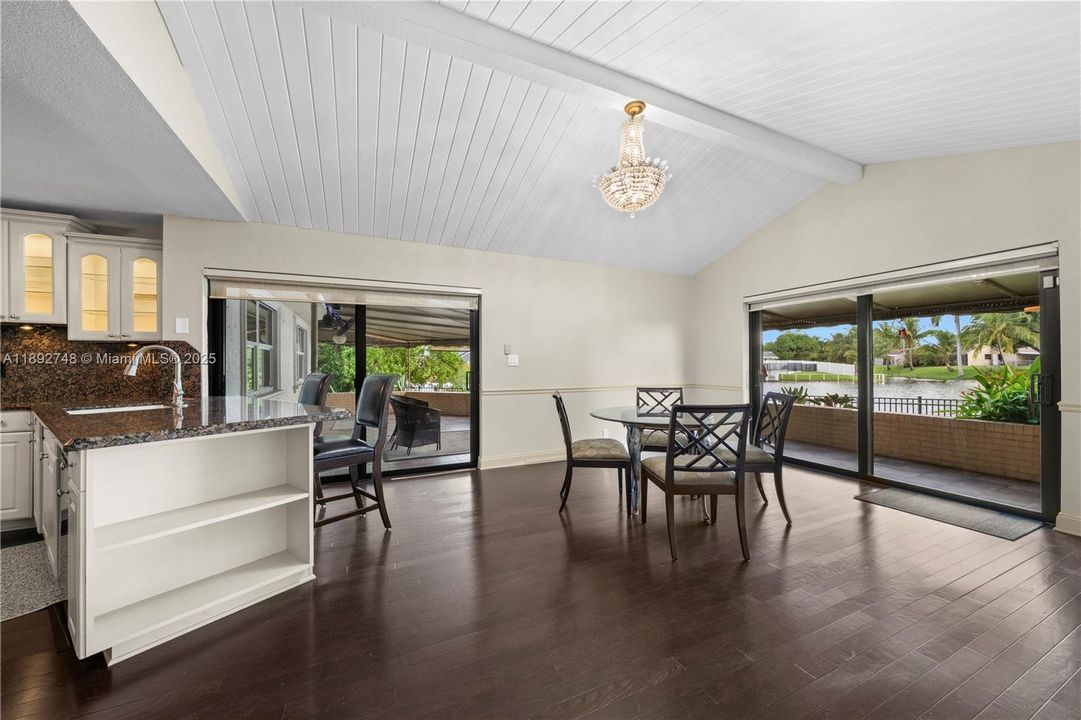 Recently Rented: $4,000 (3 beds, 2 baths, 1723 Square Feet)